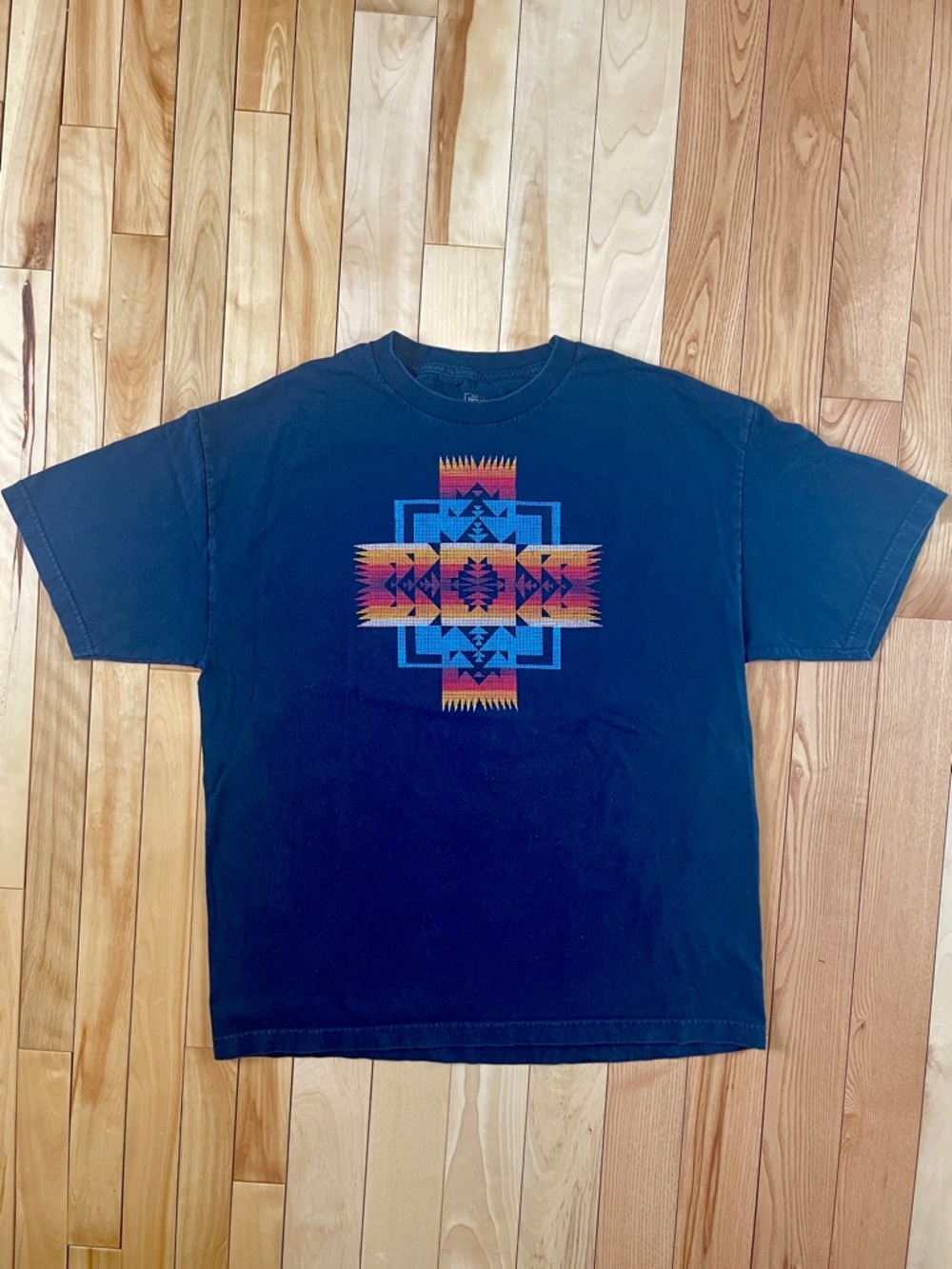 Pendleton Graphic T‑Shirt – Men’s Large